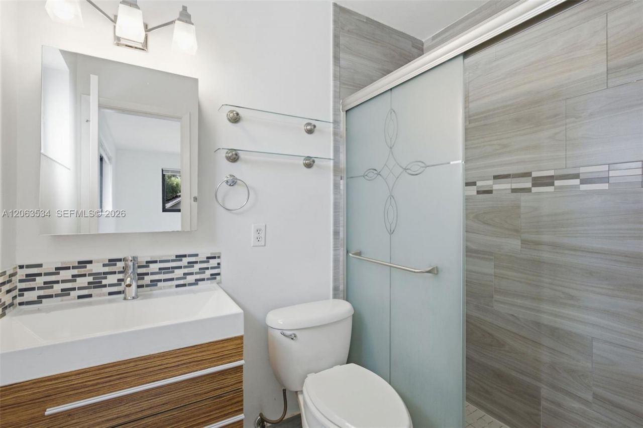 2625 SW 29th Ave, Unit 2625, Miami, FL 33133 Photo