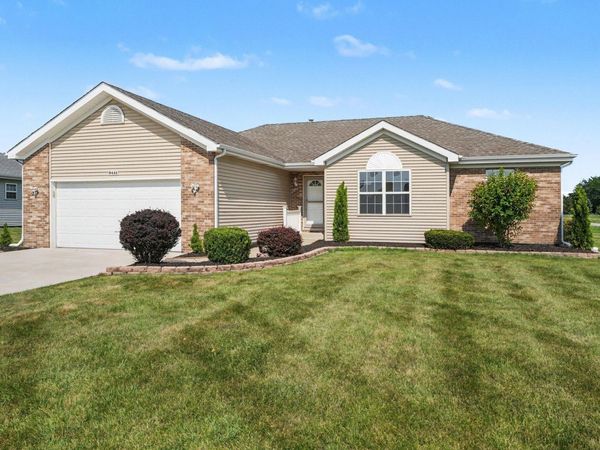 9441 Polk Street , Crown Point, IN 46307