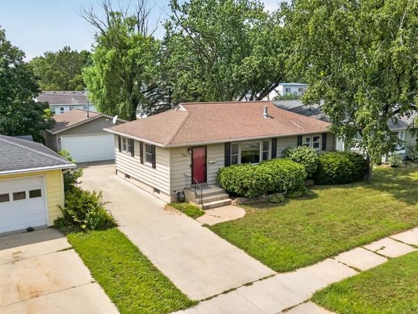 711 15th Avenue NE, Rochester, MN 55906