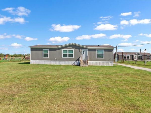 2347 NE County Road 2070 , Powell, TX 75153