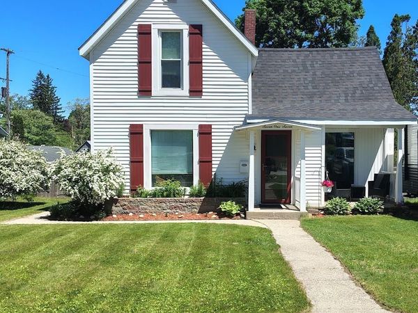 717 Garfield Street E, Cadillac, MI 00000