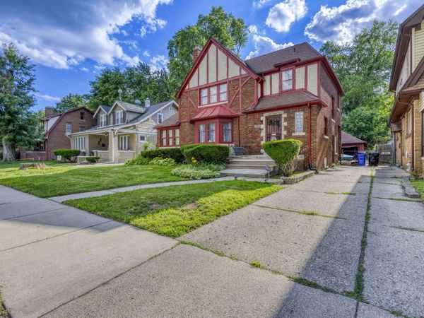 14425 Woodmont Avenue, Detroit, MI 48227