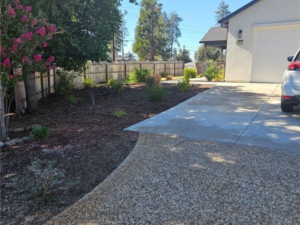 1909 York Towne, Paradise, CA 95969