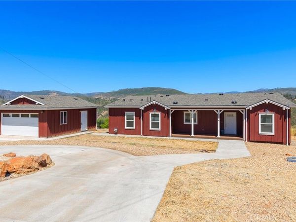5550 Feather River Place, Paradise, CA 95969