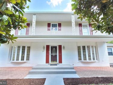 3911 SHELLEY LANE, ANNANDALE, VA 22003