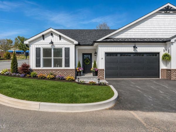 106 Klm Drive, Unit 12, Johnson City, TN 37615