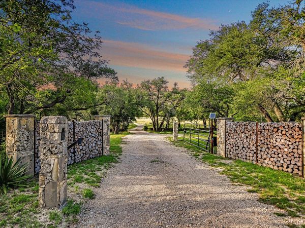4301 Lone Man Mountain RD, Wimberley, TX 78676