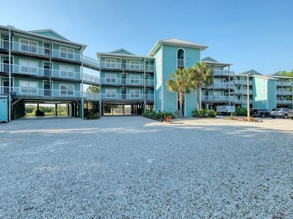 7041 Depot St, Unit B-204, Cedar Key, FL 32625