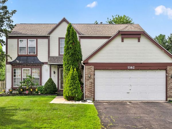 1162 HYANNIS Circle , Carol Stream, IL 60188