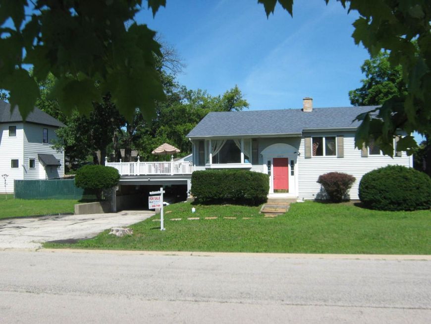 Main Photo