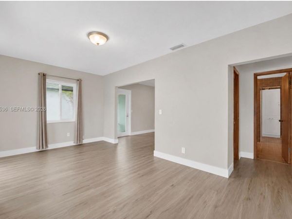 727 NW 24th Ct , Unit 1, Miami, FL 33125