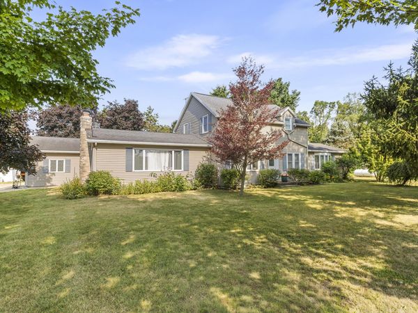19275 16 Mile Road, Marshall, MI 49068