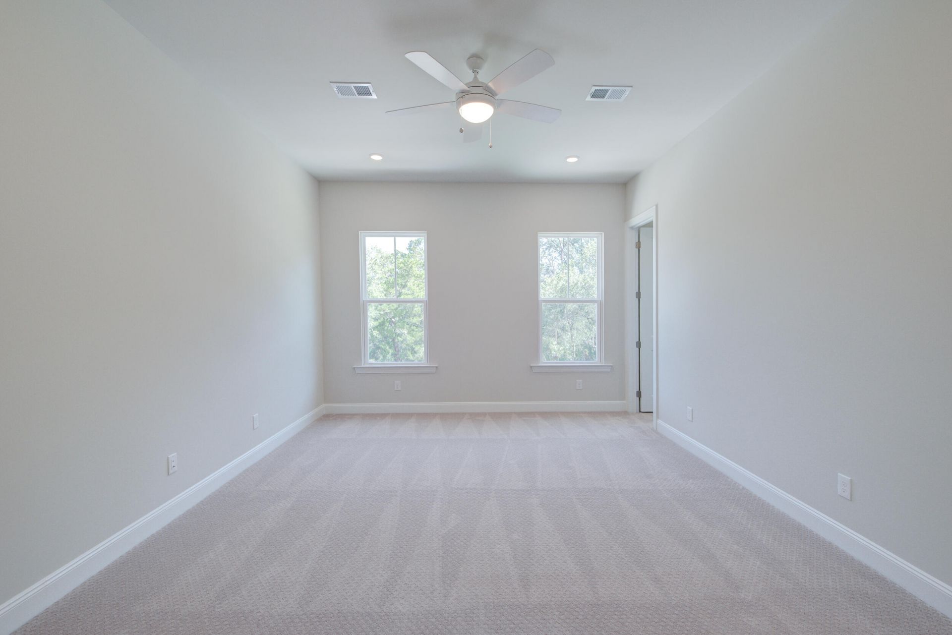 4147 Victory Pointe Drive Photo 18