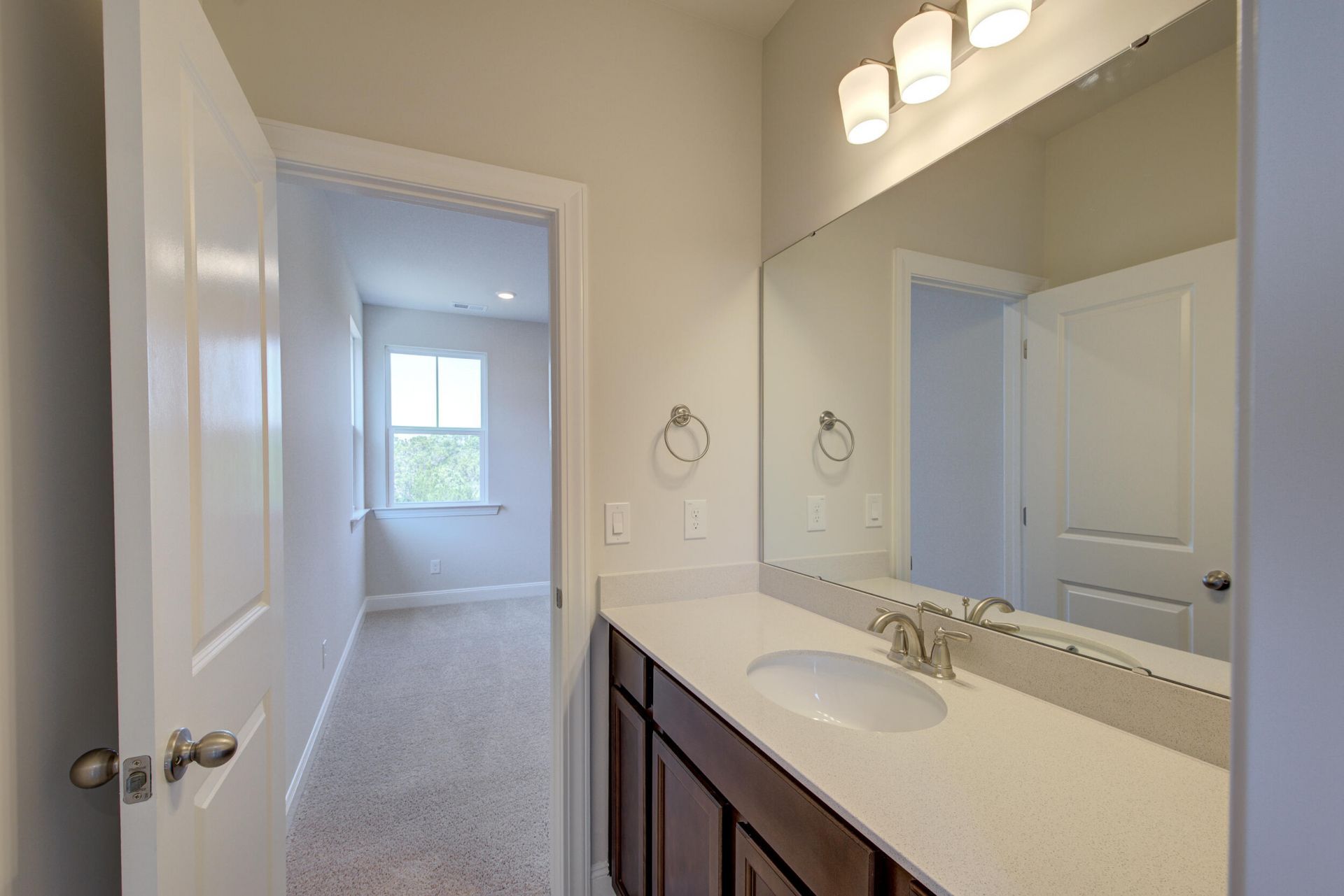 4147 Victory Pointe Drive Photo 35