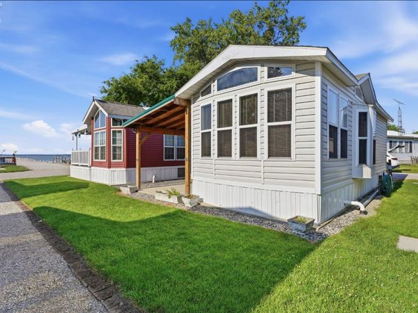 7420 E Bayshore Road, Unit 5, Marblehead, OH 43440