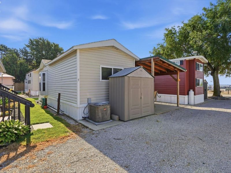 7420 E Bayshore Road, Unit 5, Marblehead, OH 43440 Photo 6