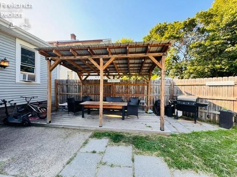 816 Warren Street, Sandusky, OH 44870 Photo 6