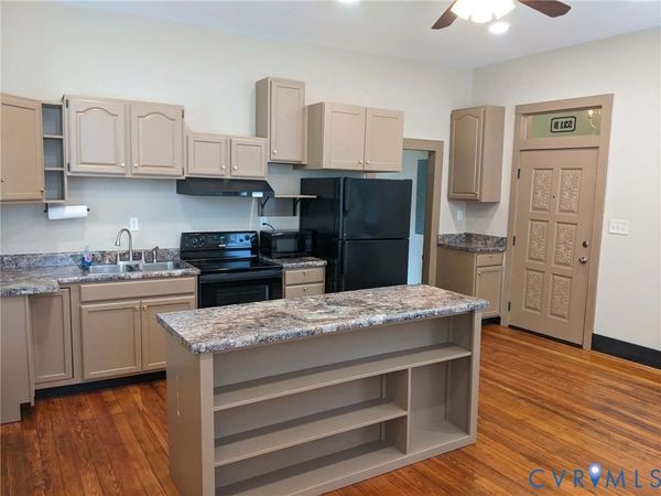 519-521 Grove Avenue, Unit 521 B, Petersburg, VA 23803