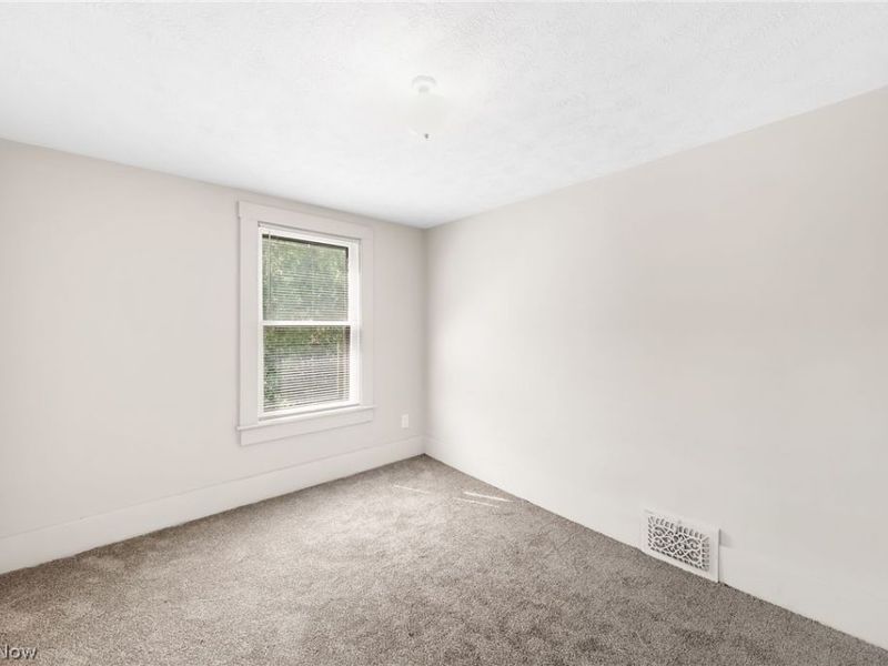 2337 22nd Street SW, Akron, OH 44314 Photo 16