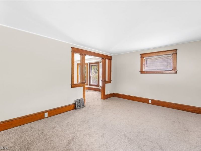 2337 22nd Street SW, Akron, OH 44314 Photo 2