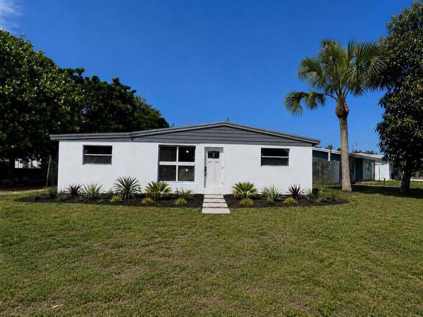 4181 WINCHESTER Lane, Gun Club Estates, FL 33406