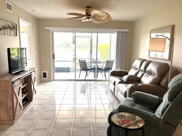 5769 Deer Run Drive, Unit 3I, Fort Pierce, FL 34951 Photo