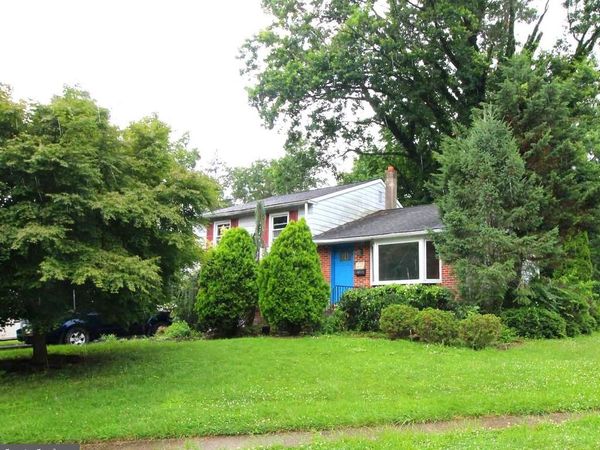 1750 N NORTH HILLS AVENUE, WILLOW GROVE, PA 19090