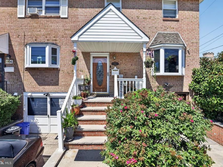 866 N Marshall Street, Philadelphia, PA 19123 Main Photo