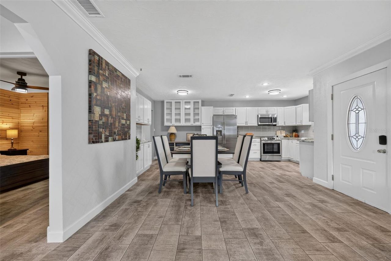 2711 27th Avenue Drive W, Bradenton, FL 34205 Photo