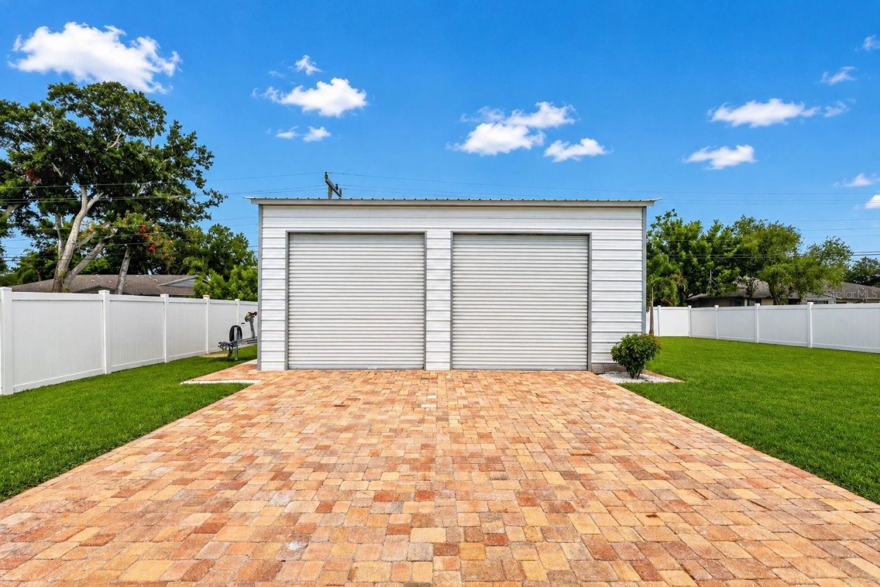 2711 27th Avenue Drive W, Bradenton, FL 34205 Photo
