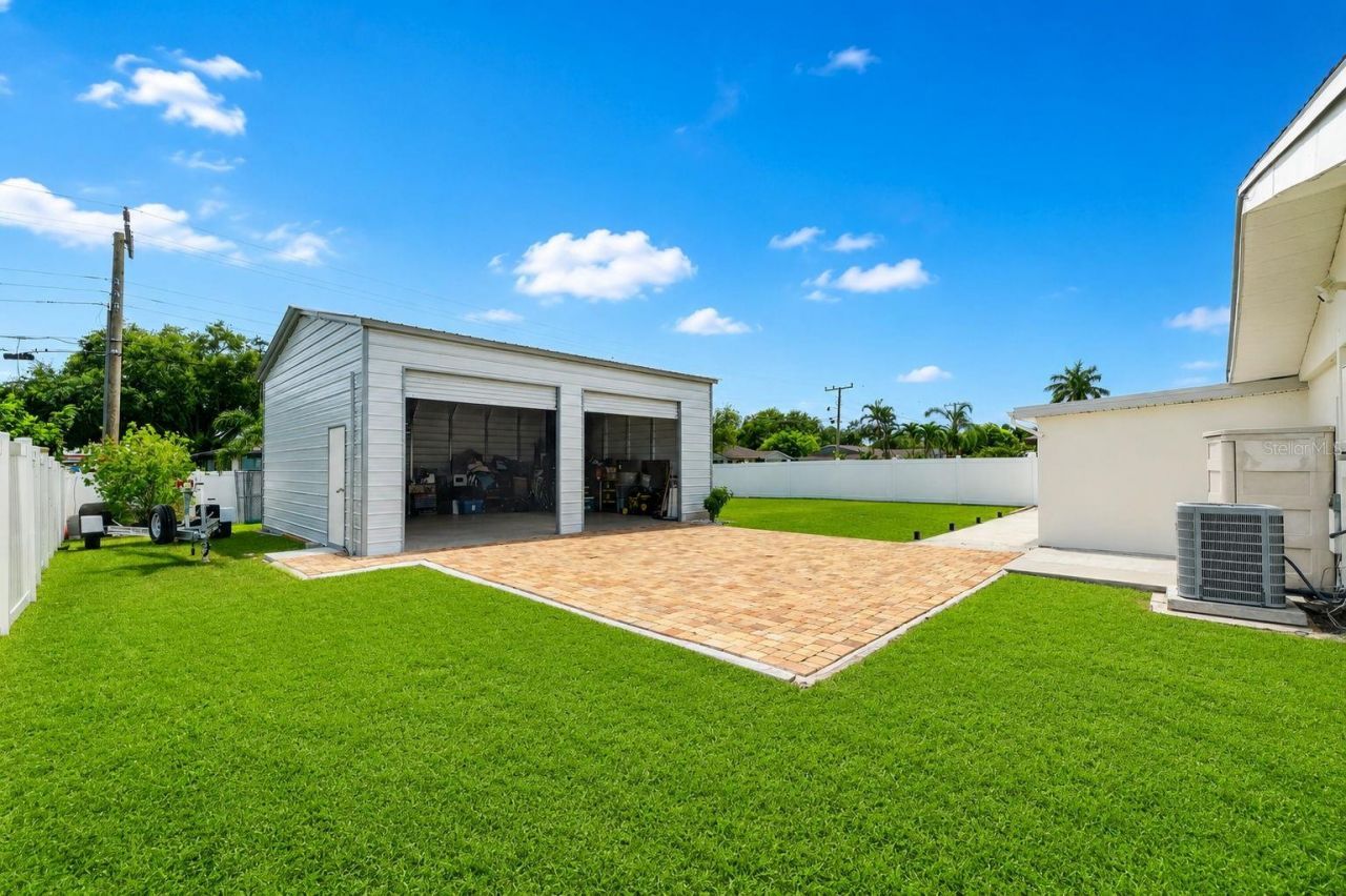 2711 27th Avenue Drive W, Bradenton, FL 34205 Photo