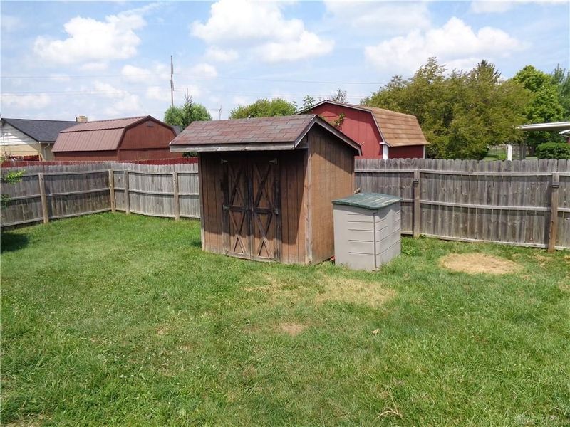404 Buckeye Drive, Eaton, OH 45320 Photo 27