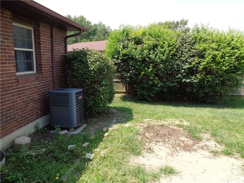 404 Buckeye Drive, Eaton, OH 45320 Photo 28