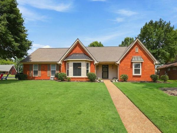 3970 ALTRURIA RD, Bartlett, TN 38135