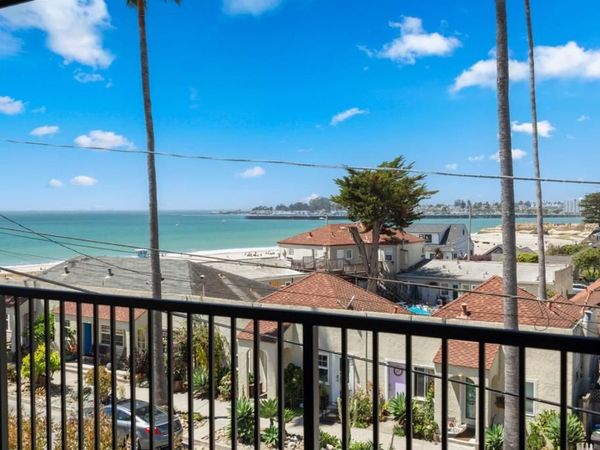 220 Atlantic Avenue, Unit 302, Santa Cruz, CA 95062