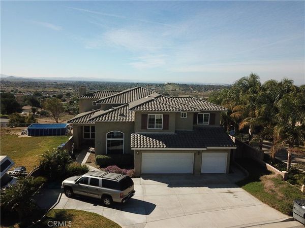 5505 Sunset Ridge Drive, Jurupa Valley, CA 92509