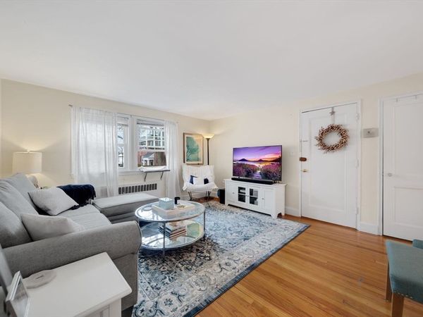 930 Massachusetts Ave, Unit 5, Arlington, MA 02476