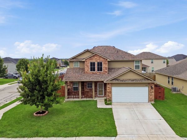 1649 W Nolte Farms, Seguin, TX 78155