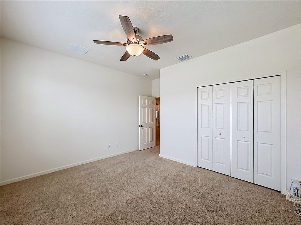 111 52nd Square, Vero Beach, FL 32968 Photo