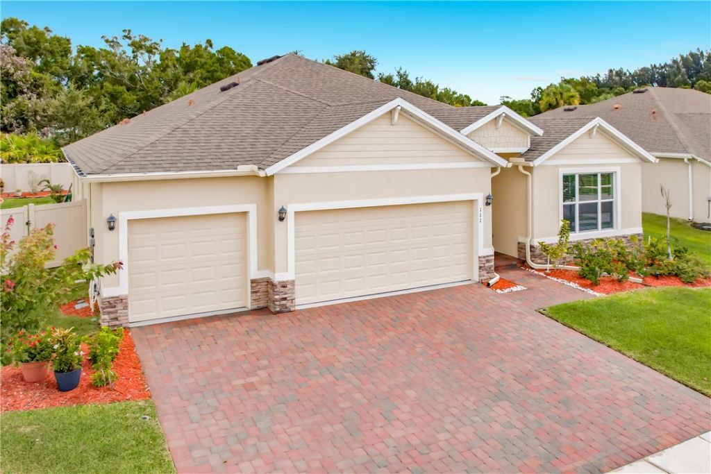 111 52nd Square, Vero Beach, FL 32968 Photo