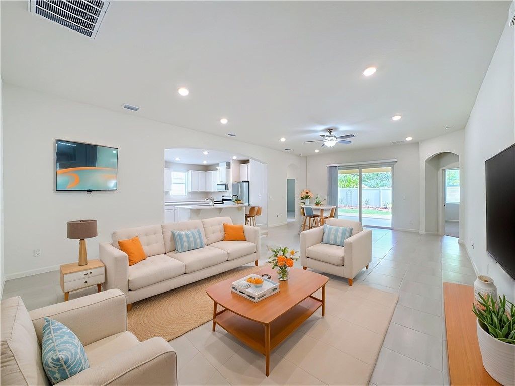 111 52nd Square, Vero Beach, FL 32968 Photo