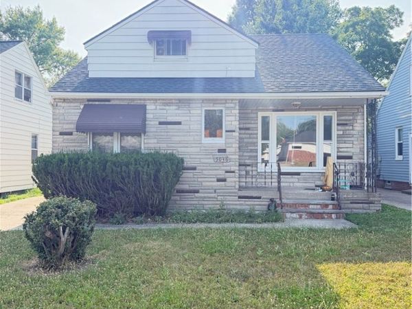 5046 Philip Avenue , Maple Heights, OH 44137