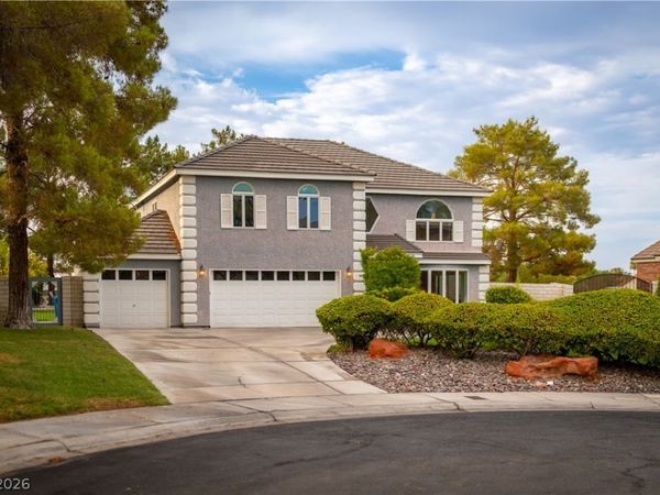 18 Hummingbird Circle, Henderson, NV 89014