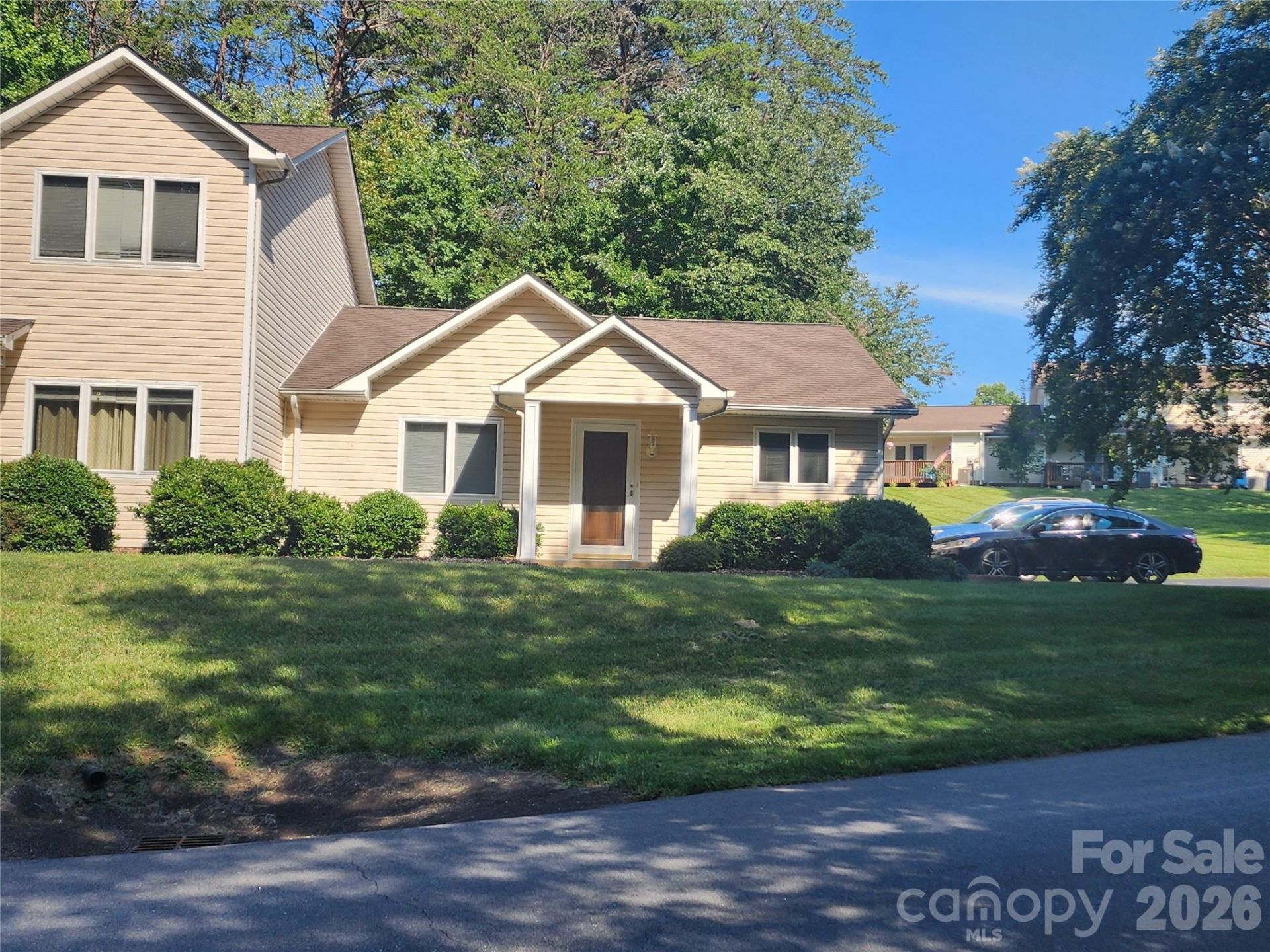 3236 White Oak Court, Claremont, NC 28610 Main Photo