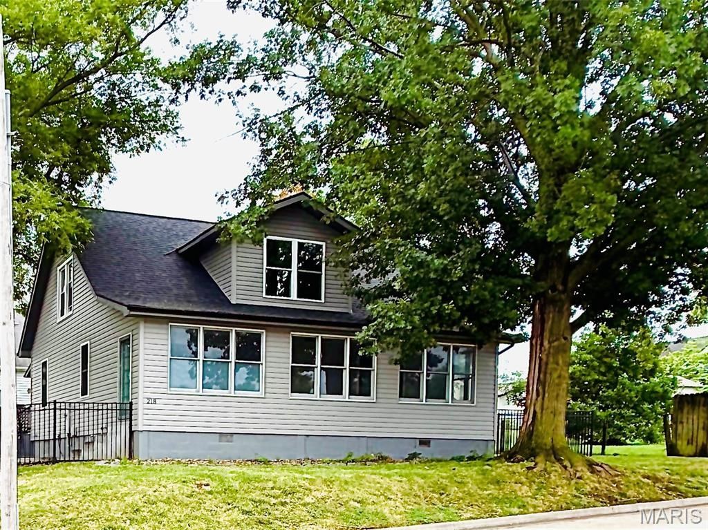 218 E Cherry Street , Columbia, IL 62236 Main Photo