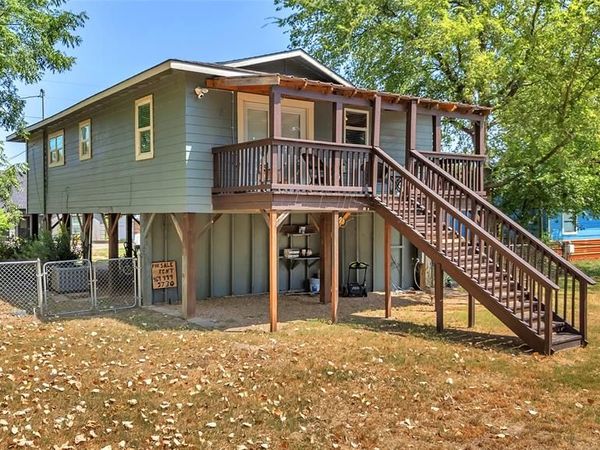 242 Autumn Wood Trail , Gun Barrel City, TX 75156