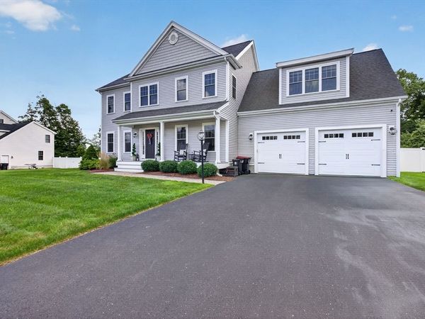 20 Kelly Ln, Brockton, MA 02301