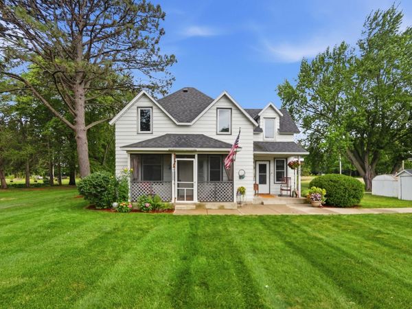 24489 County Road 7 , Saint Augusta, MN 56301