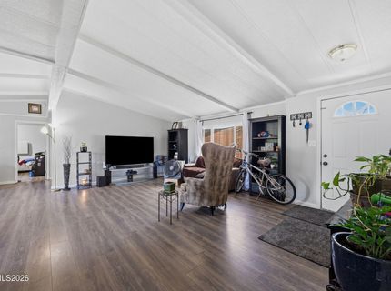 9250 Fleetwood Drive, Reno, NV 89506 Photo