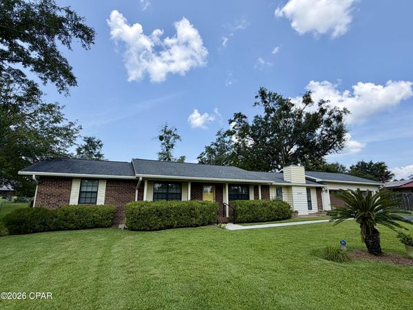 2856 Wildwood Circle , Marianna, FL 32448